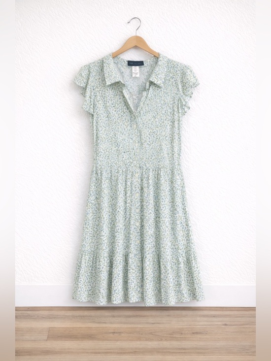 Know One Cares Dresses & Skirts - Floral Button Front Mini Dress NWT Lightweight Spring Summer Dress Size S